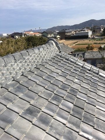 瓦屋根は地震に弱いデメリット有り